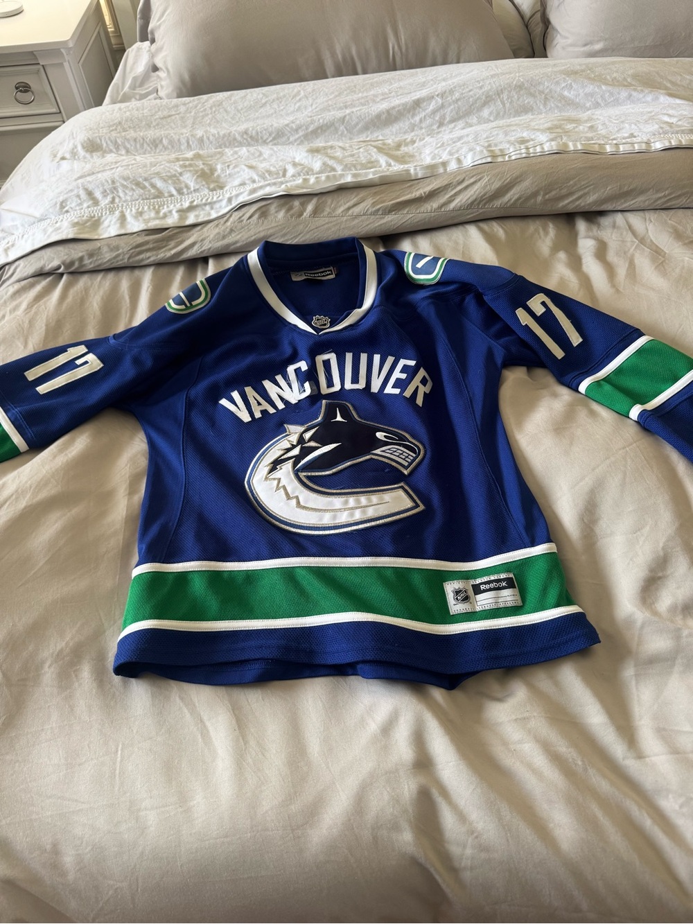 Reebok Vancouver Canucks Royal Blue and Green Hockey Jersey #17